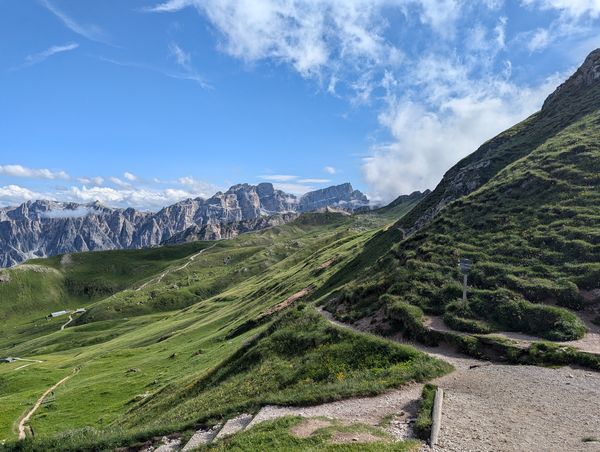 Looking down the Forcella de Putia on the approach to Rifugio Genova