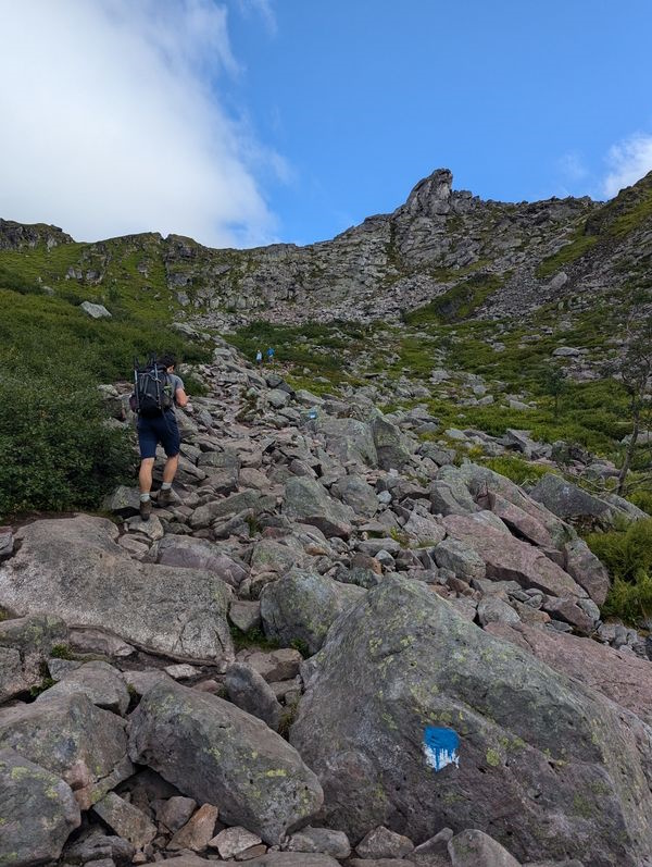 The ascent to Fløya