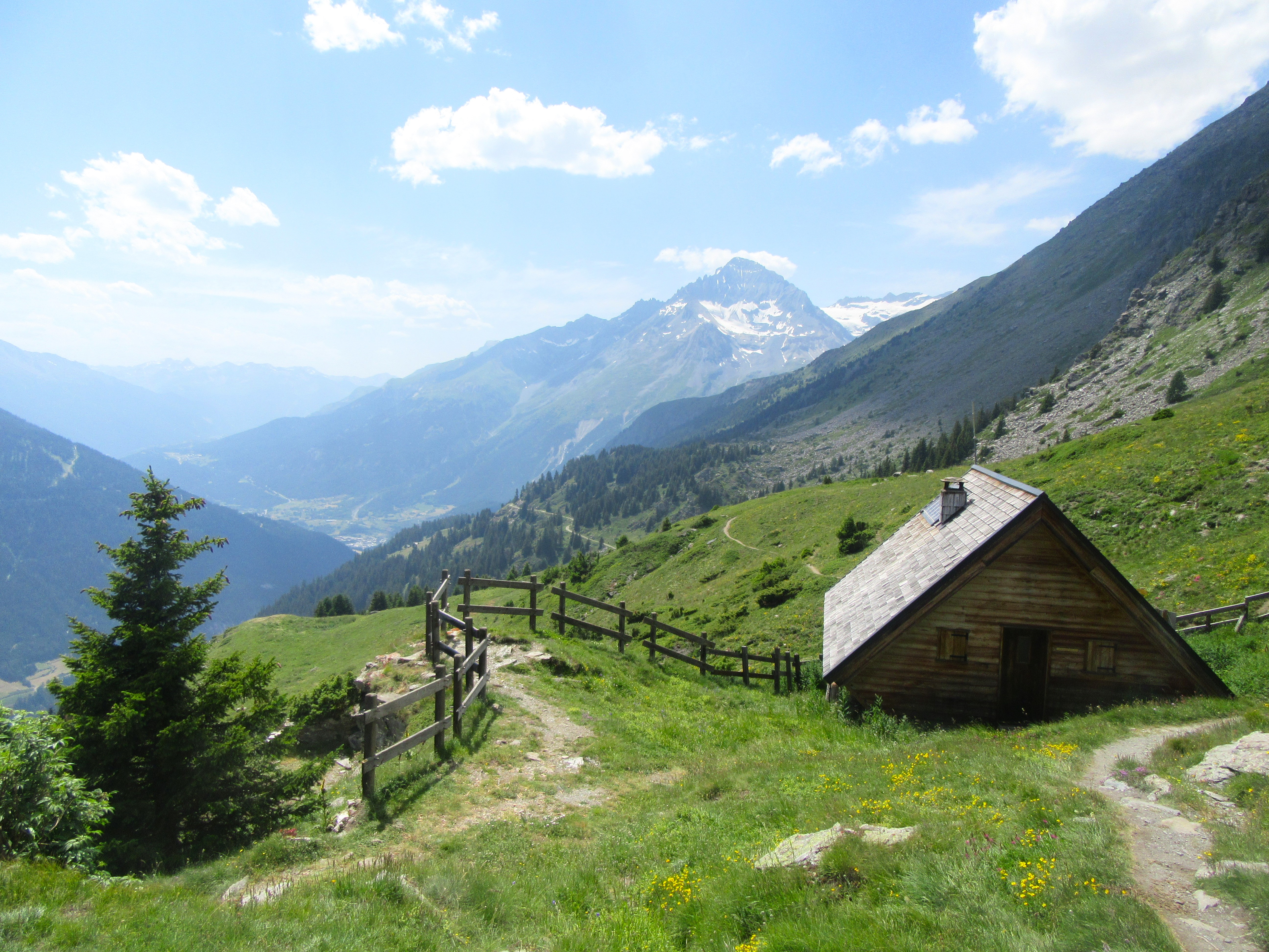 Views from Plan de Lac